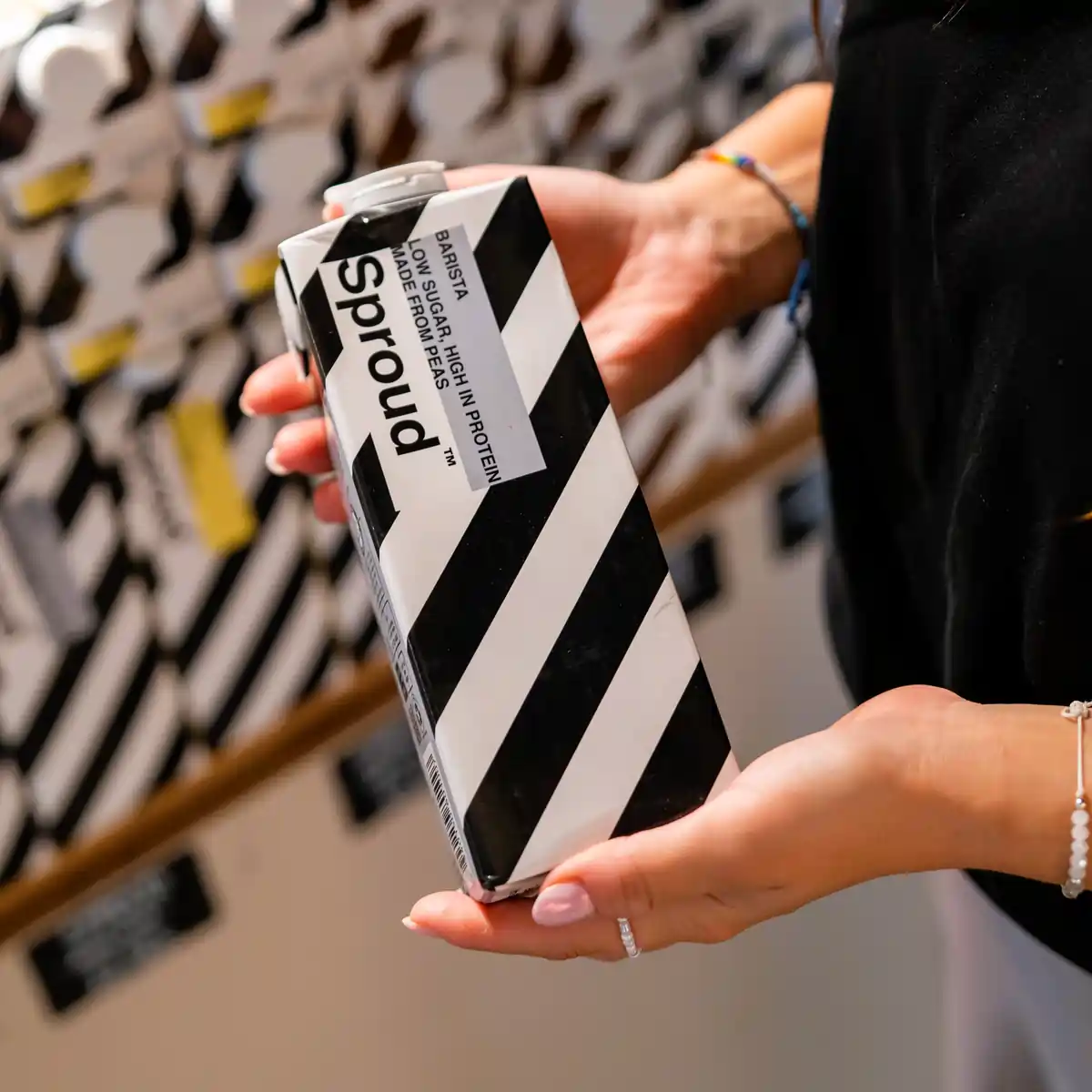 Sproud Barista napój roślinny z żółtego grochu 6 x 1L - Image 4