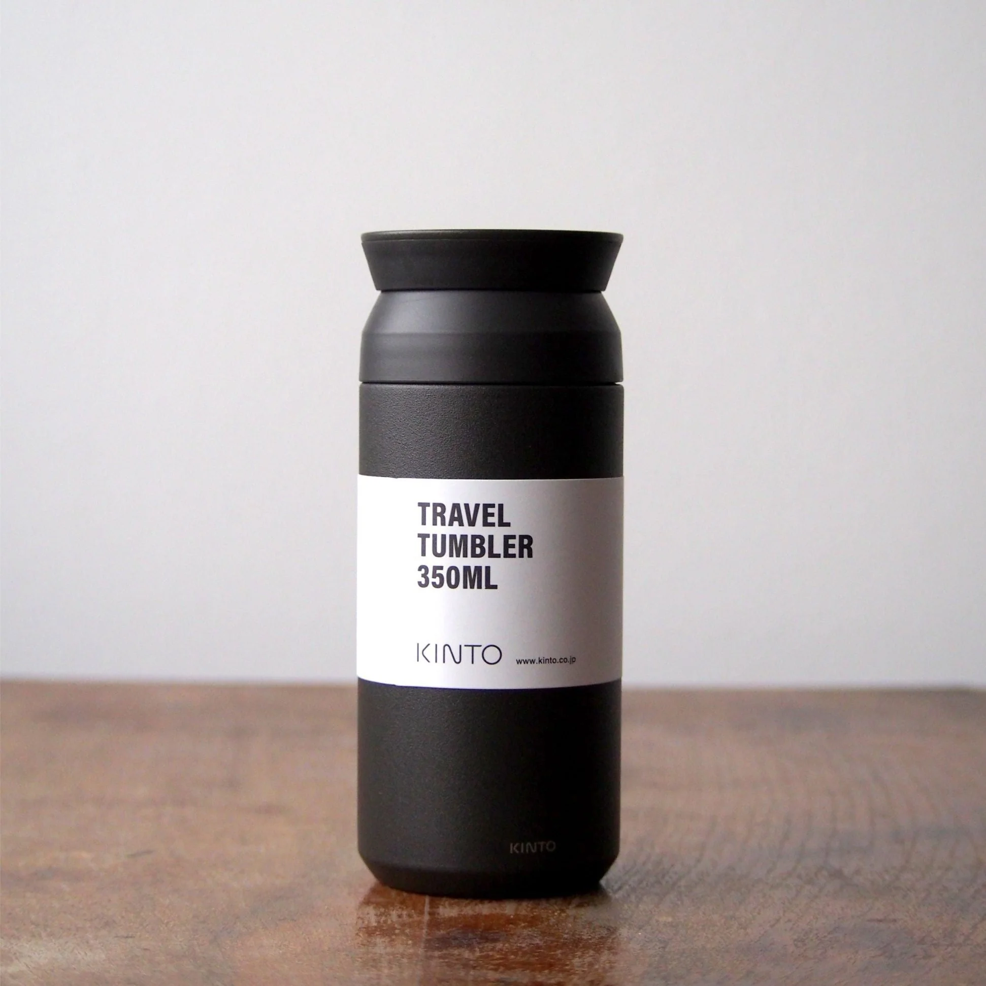 Kubek termiczny Kinto Travel Tumbler 350ml czarny - Image 4